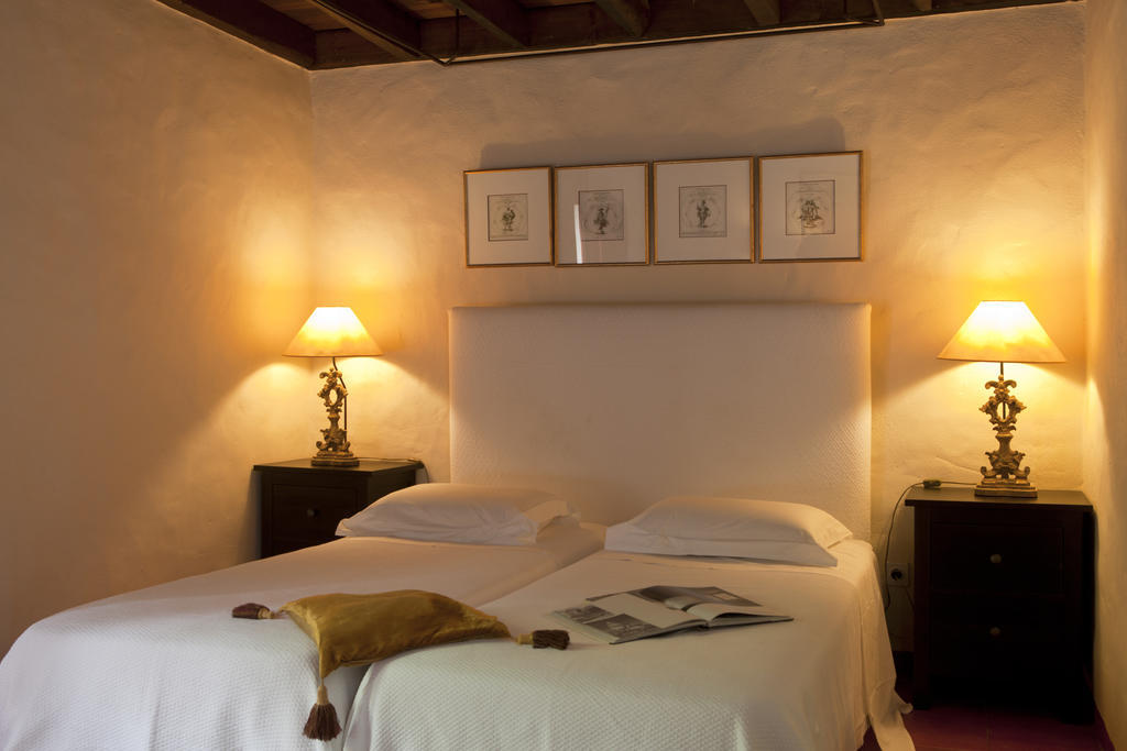 Hotel Convento Sao Saturnino Colares Zimmer foto
